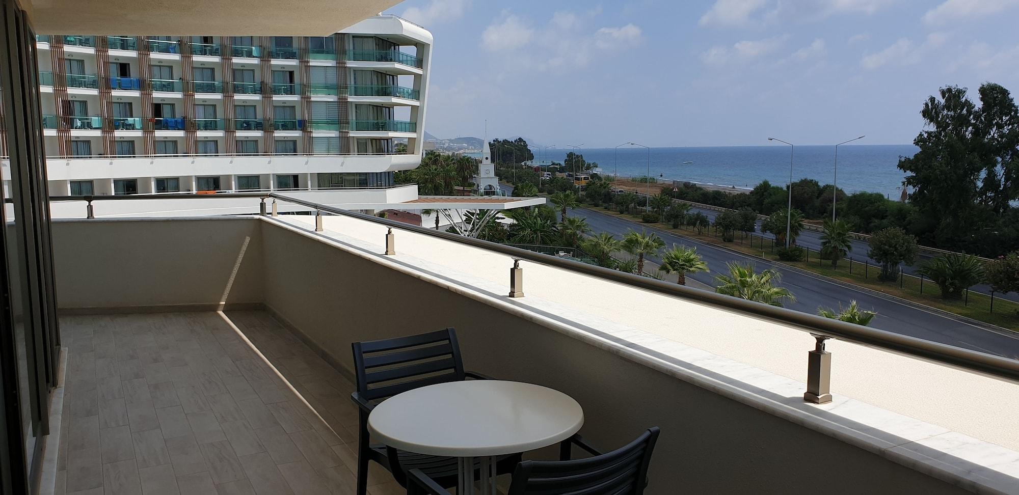 Hotel Xoria Deluxe à Konaklı Extérieur photo